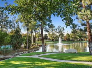 1922 Bay Crest St, Santa Ana, CA 92704