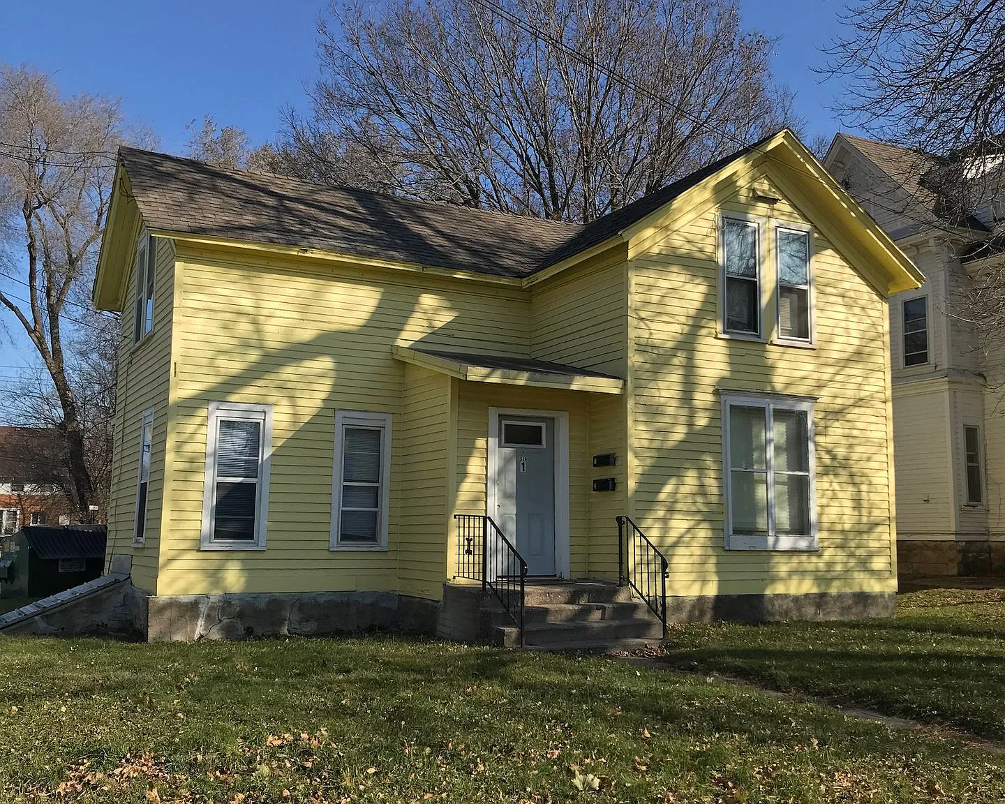 318 East Walnut — Photo 2