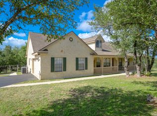 6211 YORKSHIRE DR, Spring Branch, TX 78070
