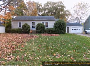 56 Gay St, Rockland, ME 04841