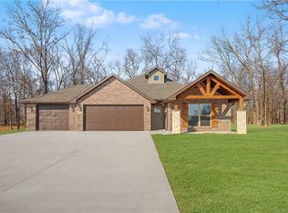 15200 S Bethel Heights Rd, Gentry, AR 72734