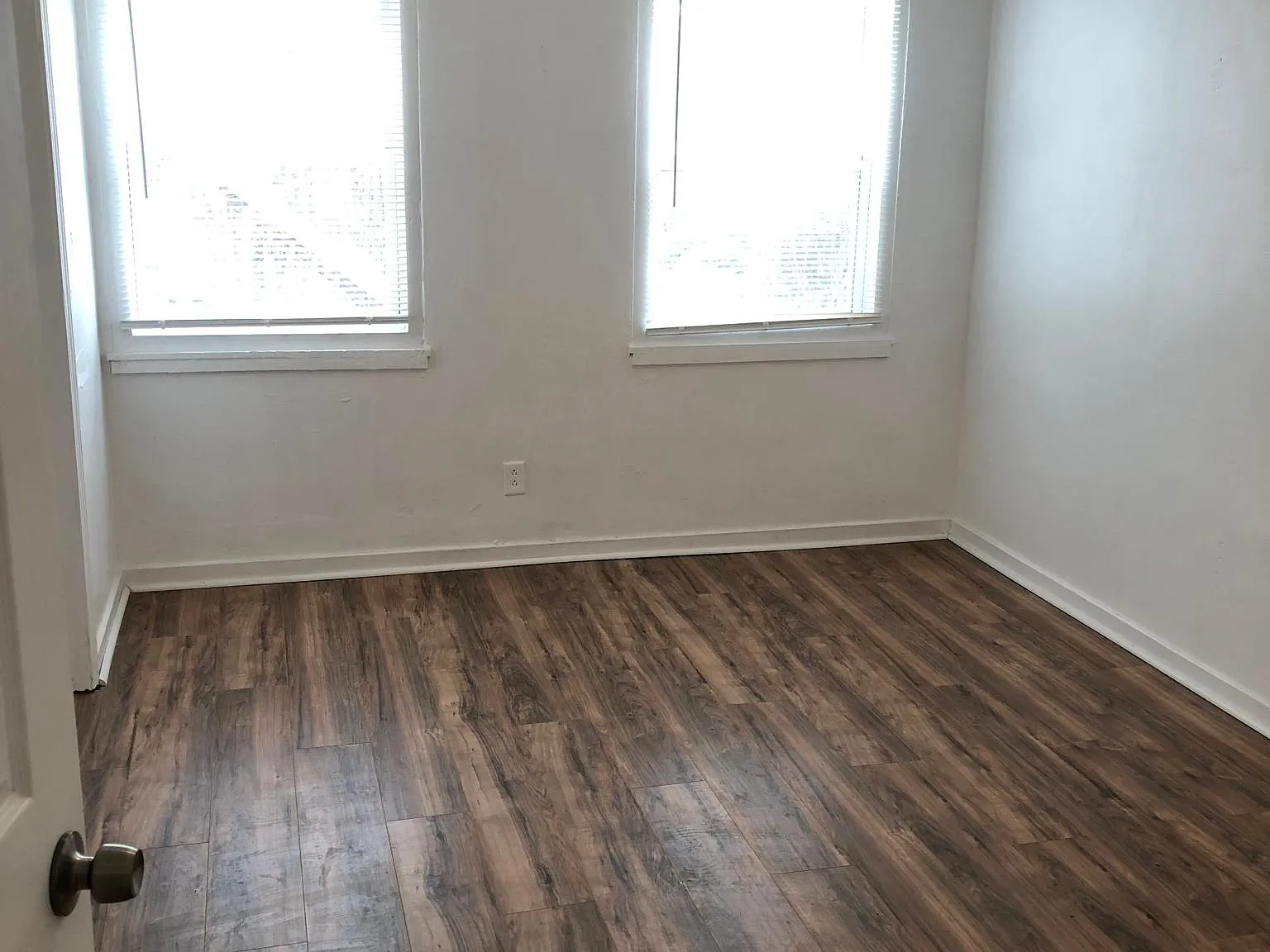 916 Gibson St — Photo 3