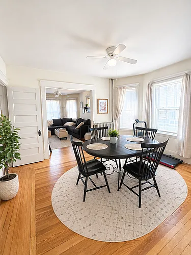 26 Burton St Photo 1