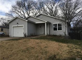 2 Spring Fawn Ln, Saint Peters, MO 63376