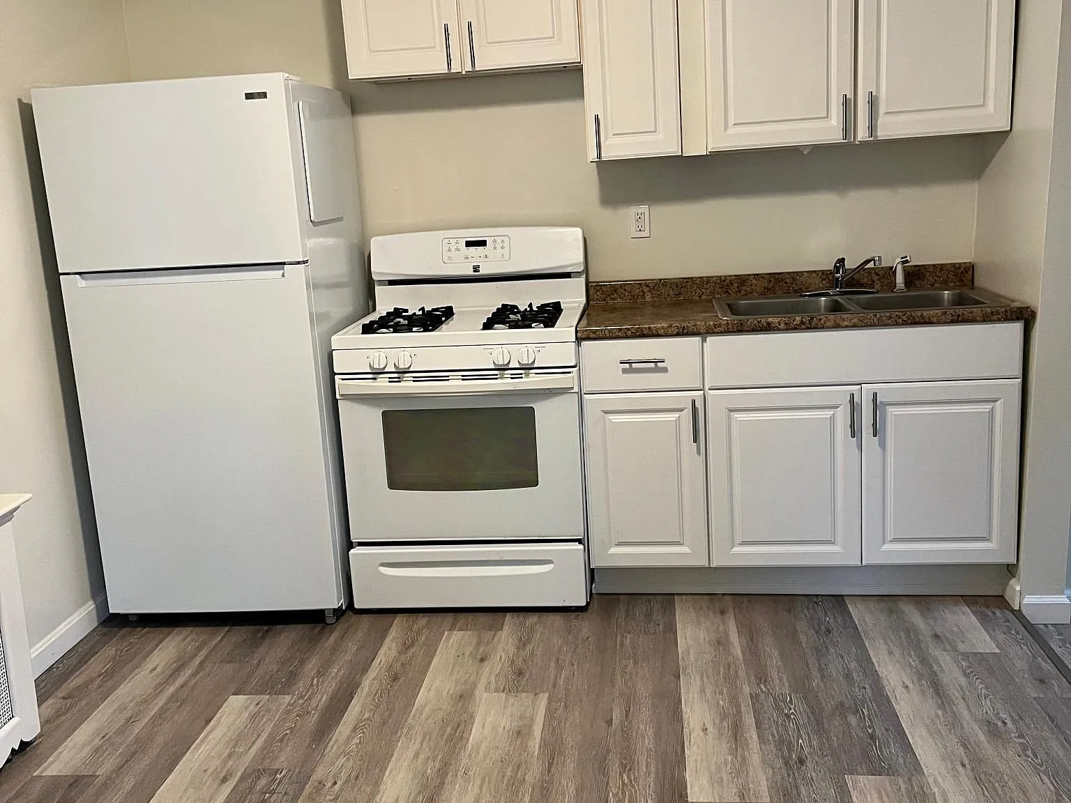 2 bed, 1200 sqft, $1,125 — Photo 1