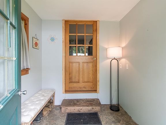 4th image of 1463 Bushey Hill Road