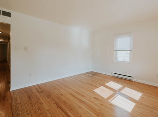 1013 S Raleigh St #4, Martinsburg, WV 25401