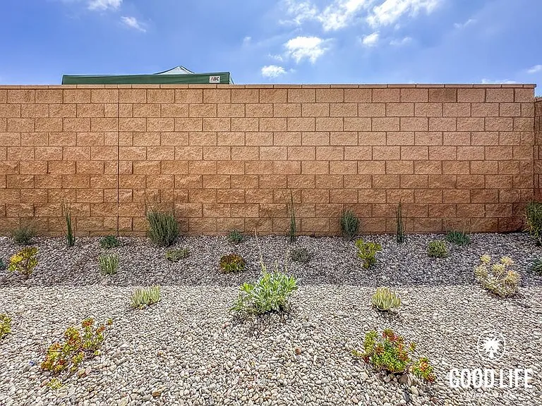7006 Solara Way — Photo 34