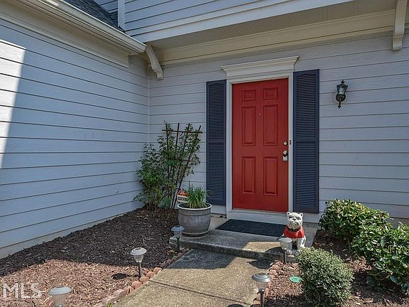 3rd image of 517 Stepney Ct SE #21