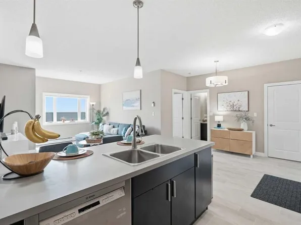 11 S Millrise Dr SW #327, Calgary, AB T2Y 0K7