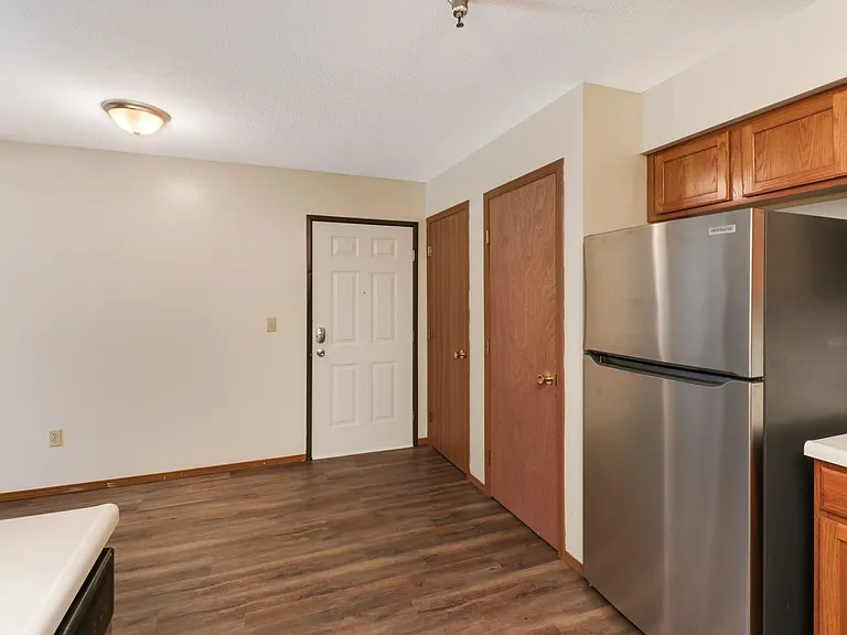 Christopher Way Apartments — Photo 21