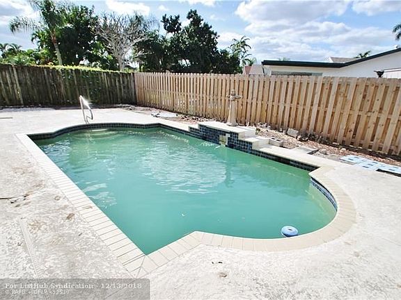 2nd image of 1399 SW 25th Ave
