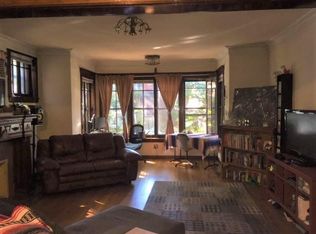 3939 N Paulina St APT 1, Chicago, IL 60613