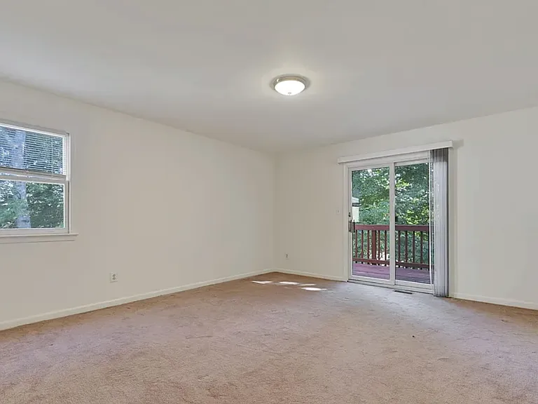 3315 Albion Ct — Photo 17