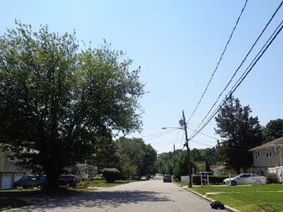 5th image of 128 N 17th St