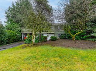 1760 Bowman Ave, Coquitlam, BC V3J 6C8