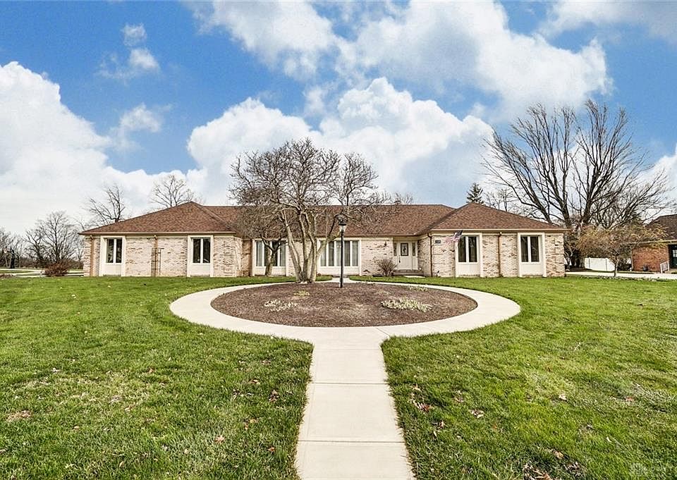 1st image of 105 Lakewood Pl
