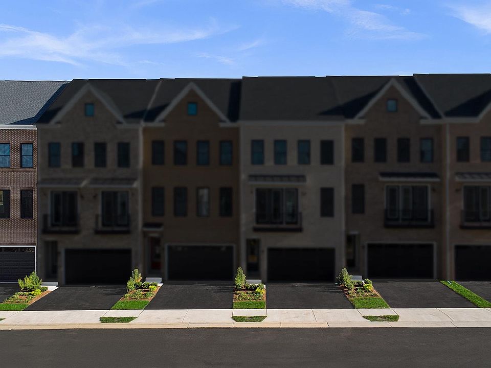 1st image of 42129 Picasso Sq