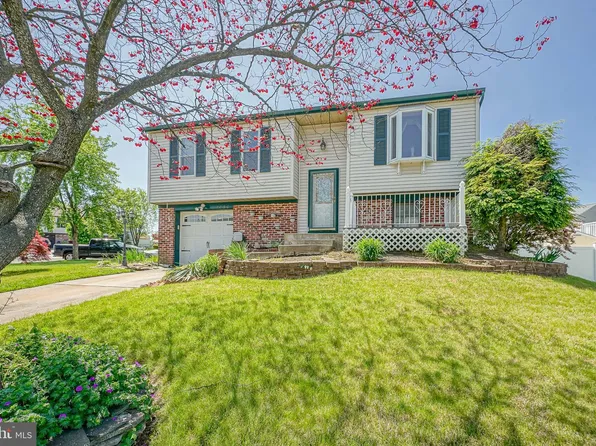 7850 Greenbrier Rd, Pennsauken, NJ 08109