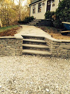 2nd image of 313 NE Oak Dr