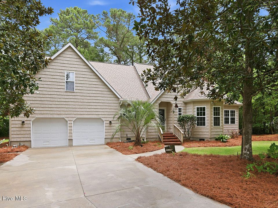 1st image of 311 Winding Woods Way
