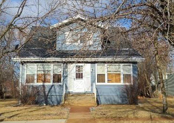 1st image of 1018 1st Ave W
