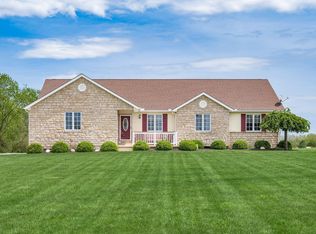 12540 Walker Rd, Ashville, OH 43103