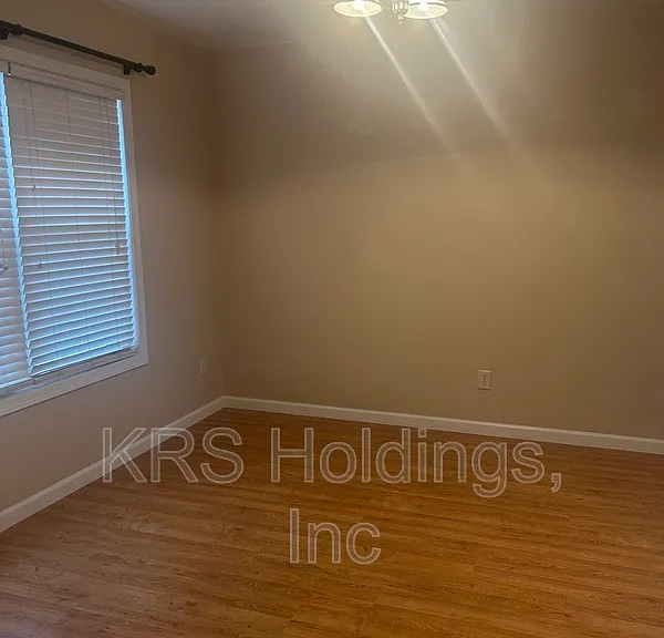 125 Joyce Dr — Photo 7