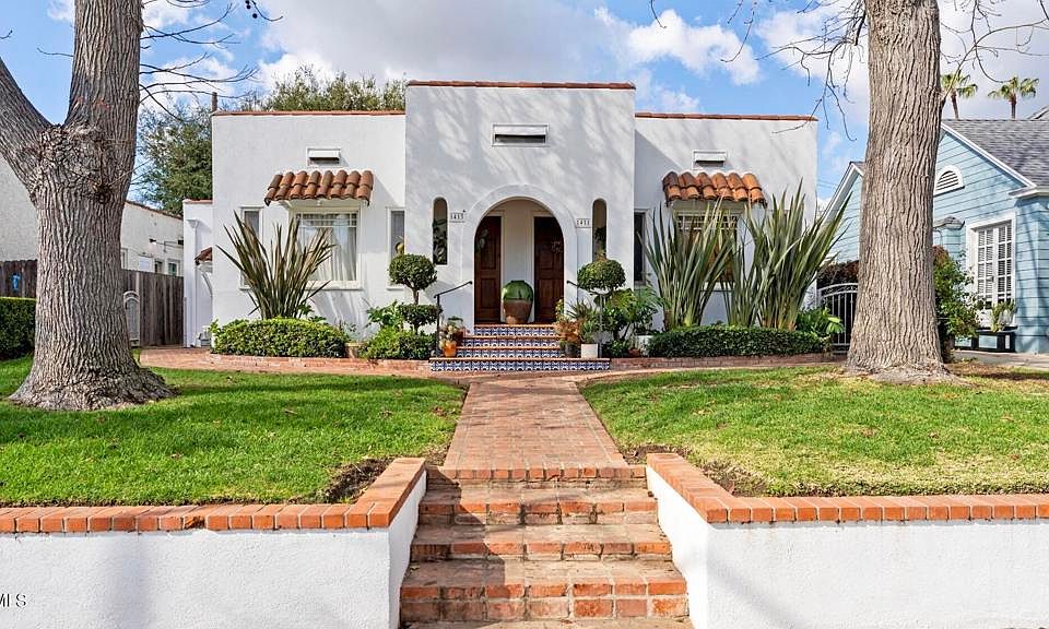 1st image of 1411 Fair Oaks Ave