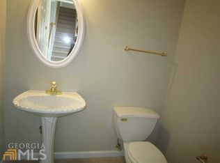 1518 Ridge Point Dr, Lawrenceville, GA 30043