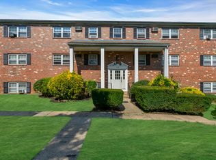 Lancaster Court Apartments, Lancaster, PA 17603