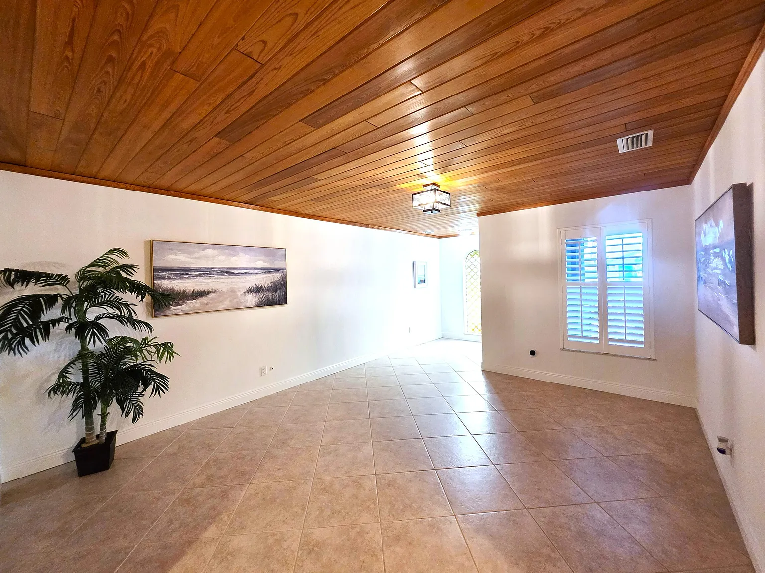 2 bed, 2.0 bath, 1728 sqft, $2,900 — Photo 4