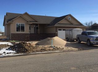 4408 N Ridge Port St, Wichita, KS 67205