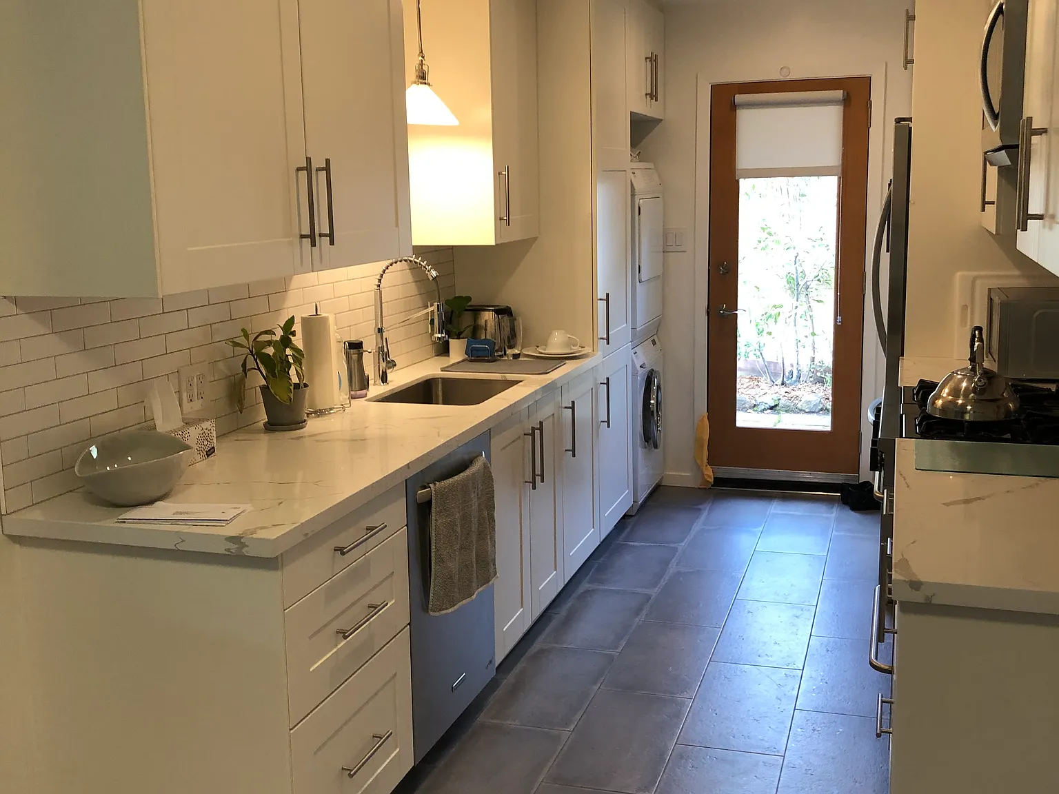 1 bed, $3,000 — Photo 3