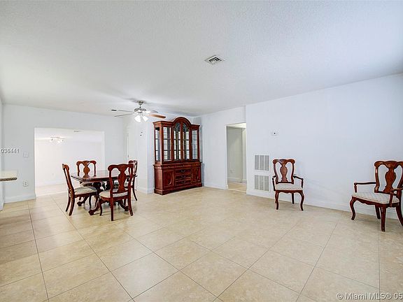 2321 NW 196th Ter, Miami Gardens, FL 33056 | MLS # ...