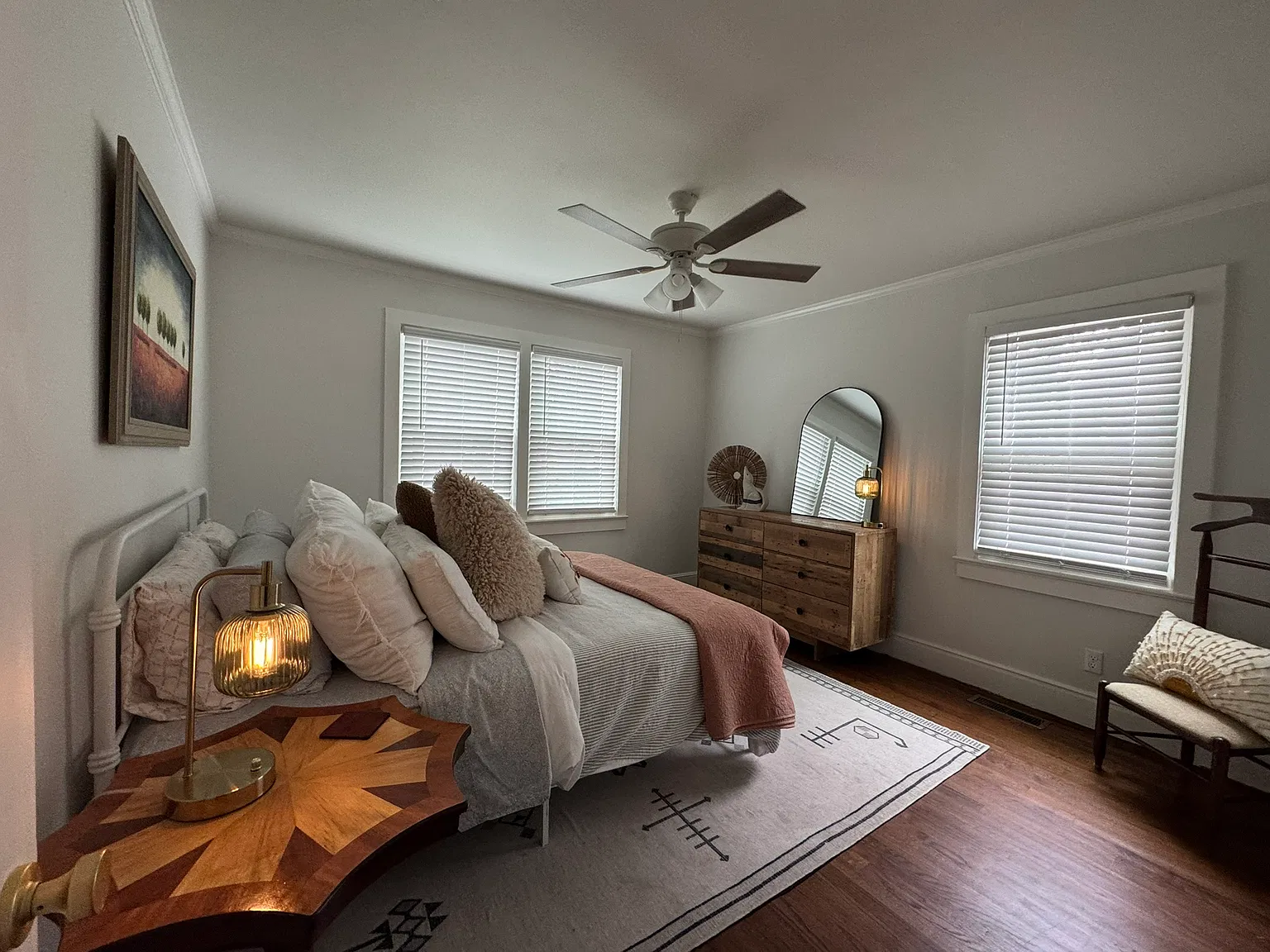 3 bed, 1300 sqft, $2,900 — Photo 4