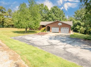 22897 Rose Ln, Sainte Genevieve, MO 63670
