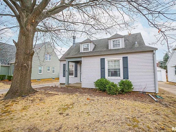 2nd image of 1026 E Richwoods Blvd
