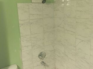 2433 11th Ave S, Minneapolis, MN 55404