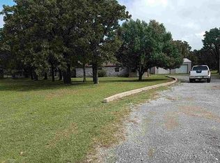7290 Clearcreek Rd, Duncan, OK 73533