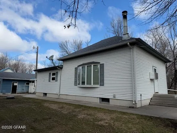 14331 76th St NE, Hoople, ND 58243