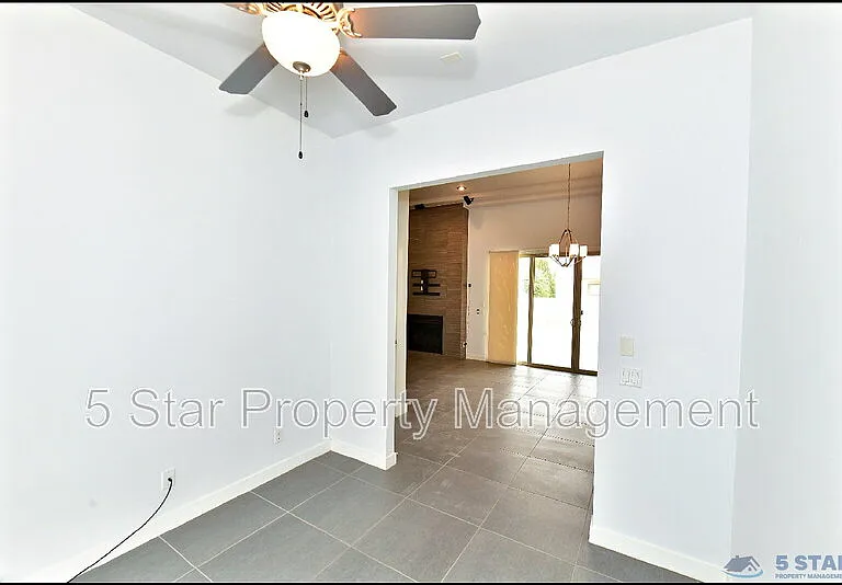 5973 Cartagena Cir — Photo 18