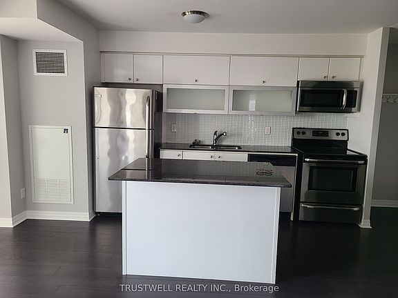 3rd image of 275 Yorkland Rd #1209