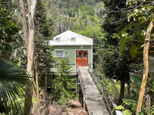 10-49 Carolina St, Saint John, VI 00830