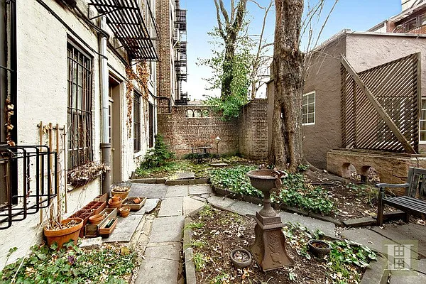 Sold by Halstead Real Estate | media 10