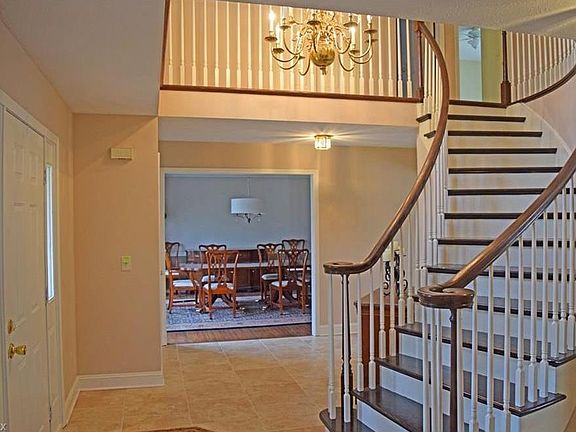 2nd image of 7611 Pelham Dr