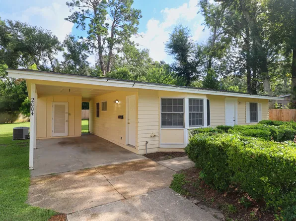 2004 Karen Ln, Tallahassee, FL 32304