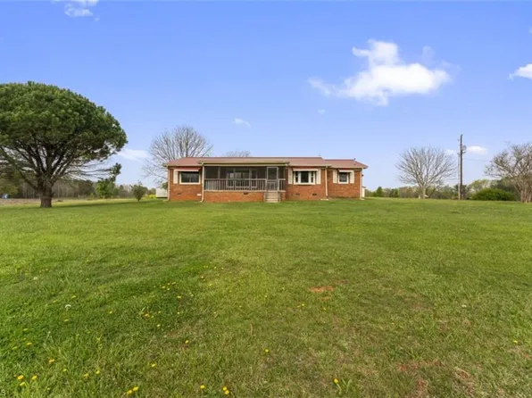 4902 Mill Creek Rd, Cedar Grove, NC 27231