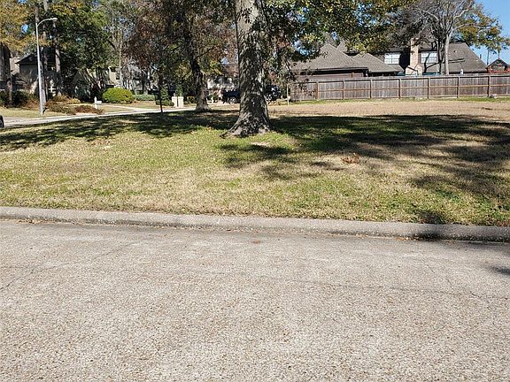 3rd image of 18710 Candlechase Dr