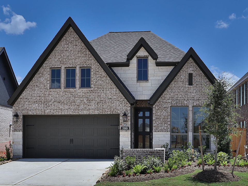 1st image of 21919 Woodland Hawthorn Ln